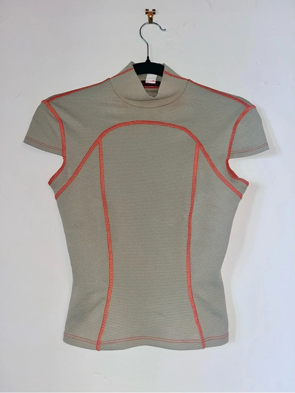 Eckhaus Latta Green Cap-Sleeve Sport Tee with Contrast Stitching - Picture 2 of 6